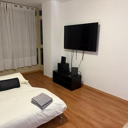 Apartamento 1 Habitacion Sanchinarro Madrid Exterior photo